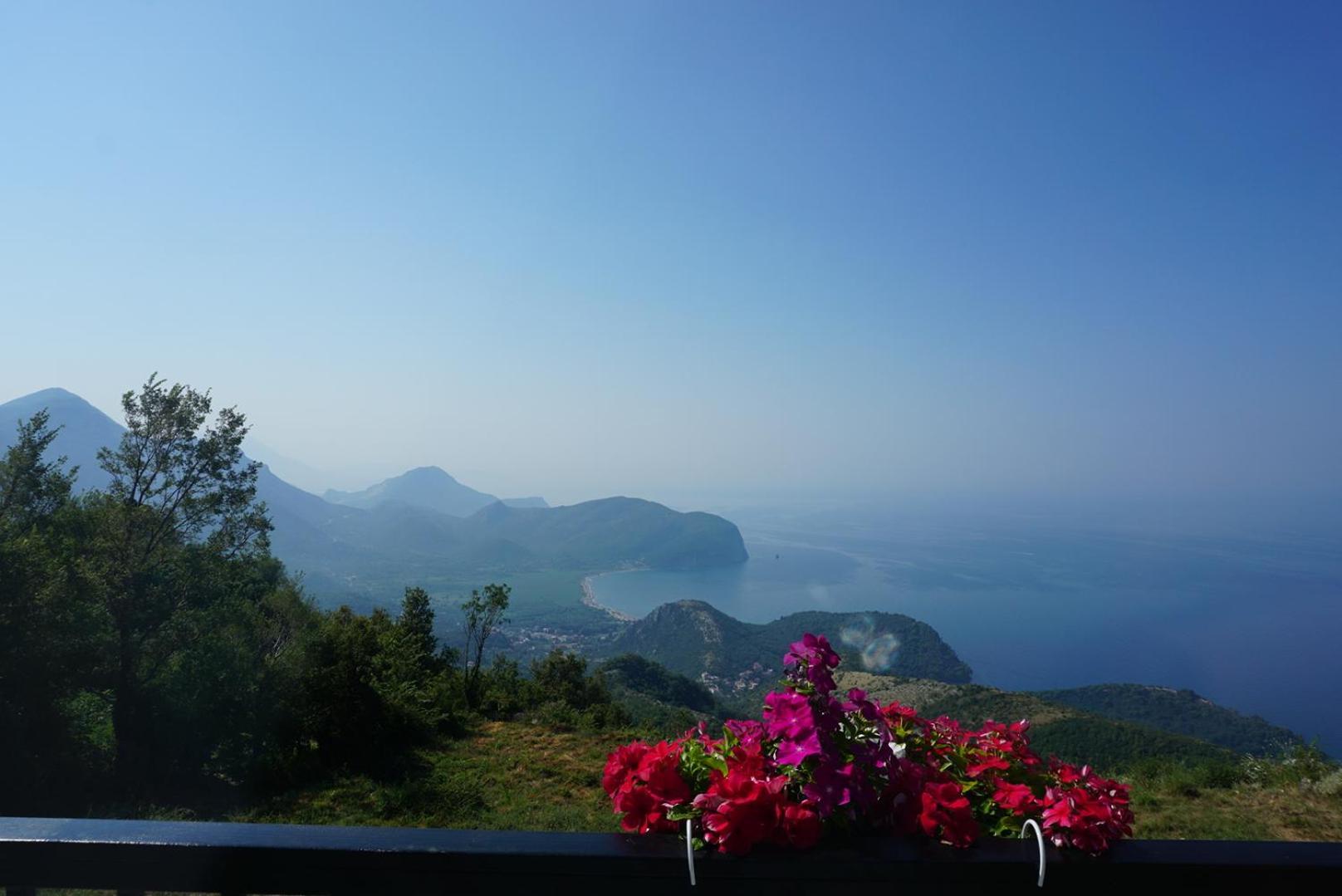 Hill Homes Montenegro Petrovac Bagian luar foto